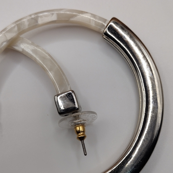 BaubleBar Women's Tassiana Hoop Earrings White/Silvertone - Picture 5 of 6